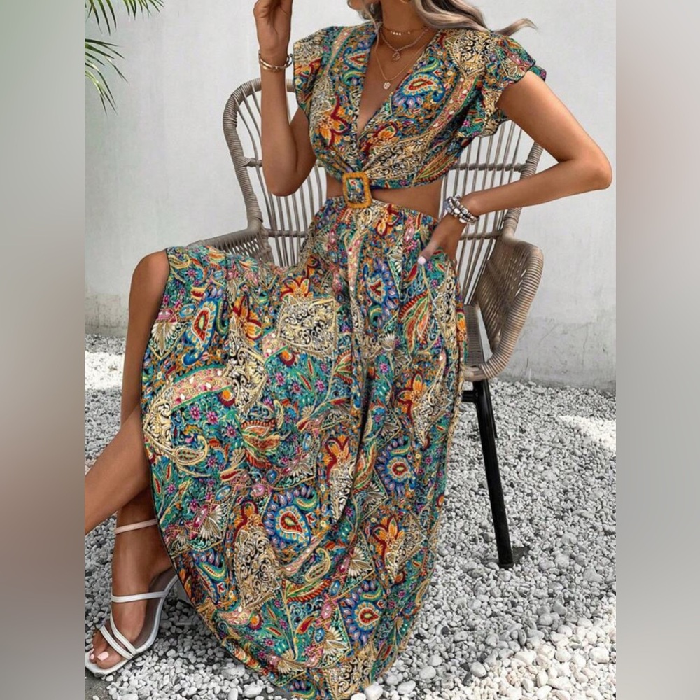 Instagram Famous Shein backless Maxi dress boho paisley Breezaya Size Medium 6 🪷